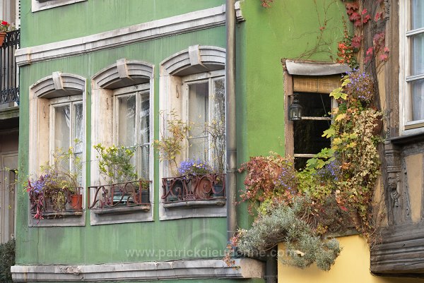 Strasbourg, maisons anciennes (old houses facades), Alsace, France - FR-ALS-0097