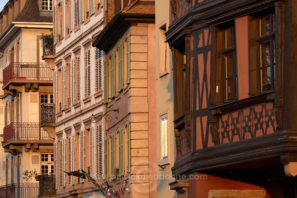 Strasbourg, maisons anciennes (old houses facades), Alsace, France - FR-ALS-0098