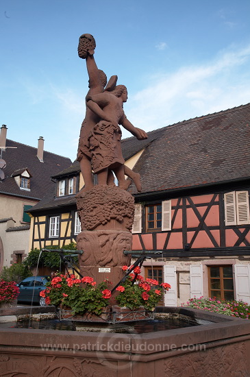 Kientzheim, Place Schwendi, Alsace, France - FR-ALS-0287