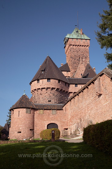 Haut-Koenigsbourg, chateau medieval (medieval castle), Alsace, France - FR-ALS-0313