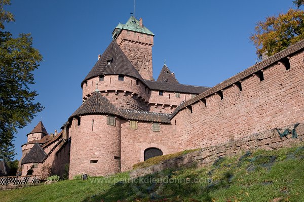 Haut-Koenigsbourg, chateau medieval (medieval castle), Alsace, France - FR-ALS-0317