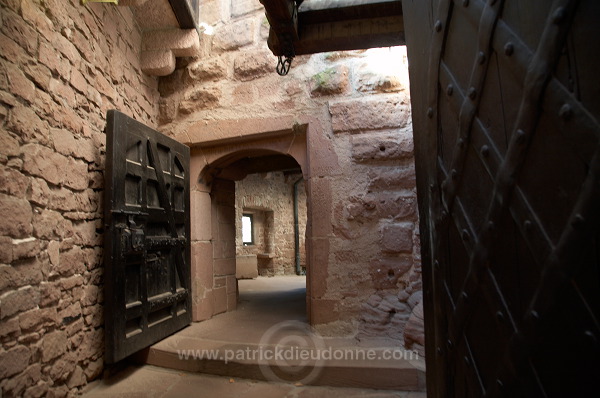 Haut-Koenigsbourg, chateau medieval (medieval castle), Alsace, France - FR-ALS-0332