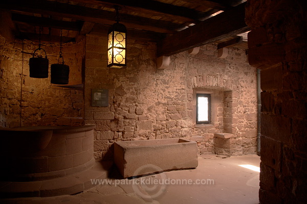 Haut-Koenigsbourg, chateau medieval (medieval castle), Alsace, France - FR-ALS-0381