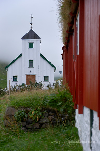 Church, Elduvik, Eysturoy, Faroe islands - Elduvik, iles Feroe - FER185