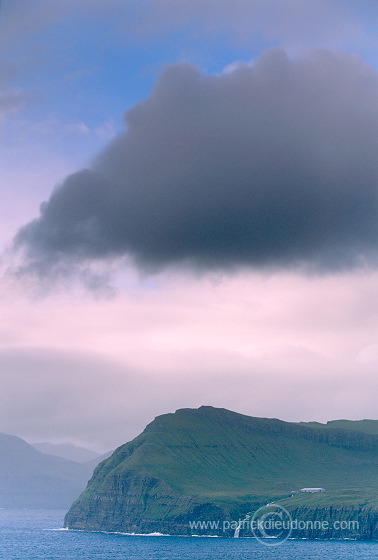 Streymoy west coast, Faroe islands - Cote ouest de Streymoy, iles Feroe - FER955