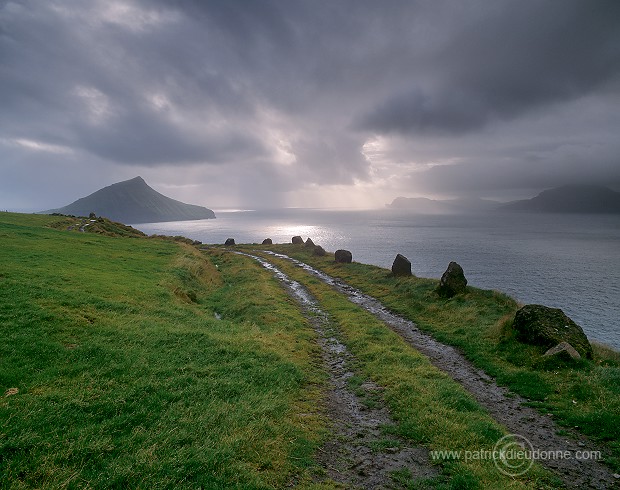 Koltur island, Faroe islands - Koltur, iles Feroe - FER001