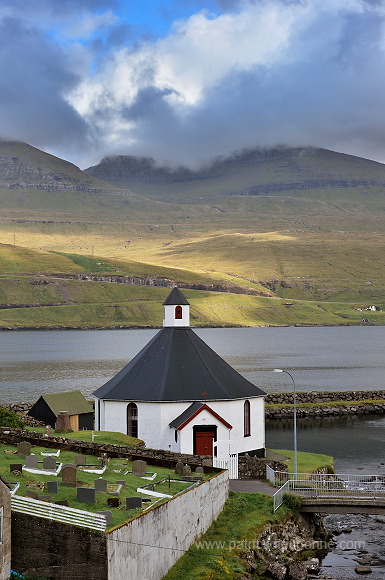 Haldarsvik (Haldorsvik), Faroe islands - Haldarsvik, iles Feroe - FER117