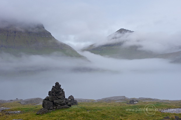 Slaettaratindur, Esturoy, Faroe islands - Slaettaratindur, iles Feroe - FER283