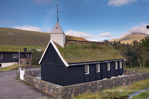 Hvalvik church, Streymoy, Faroe islands - Eglise de Hvalvik, iles Feroe - FER683