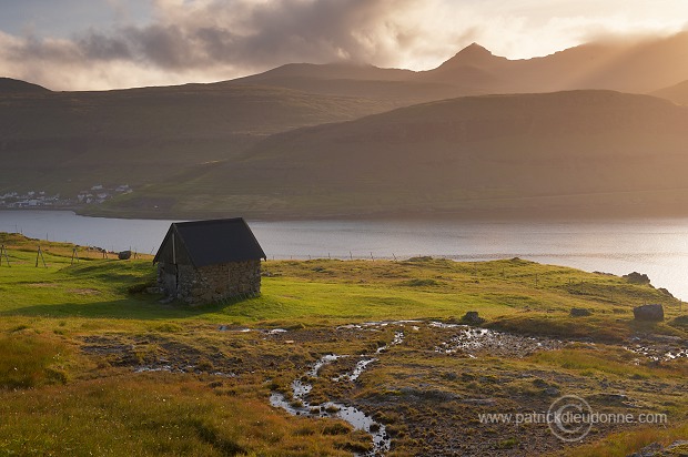 Streymoy from Eysturoy, Faroe islands - Streymoy, iles Feroe - FER690