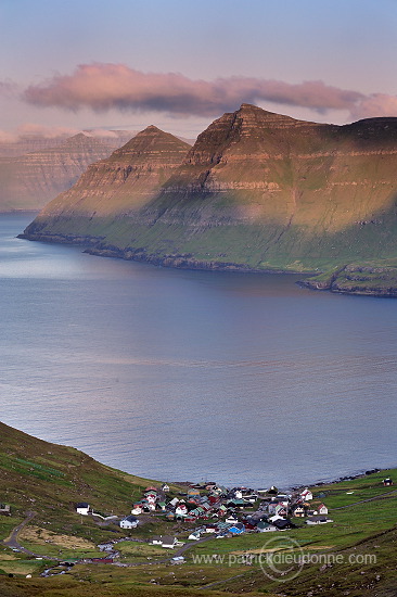 Funningur, Eysturoy, Faroe islands - Funningur, iles Feroe - FER697