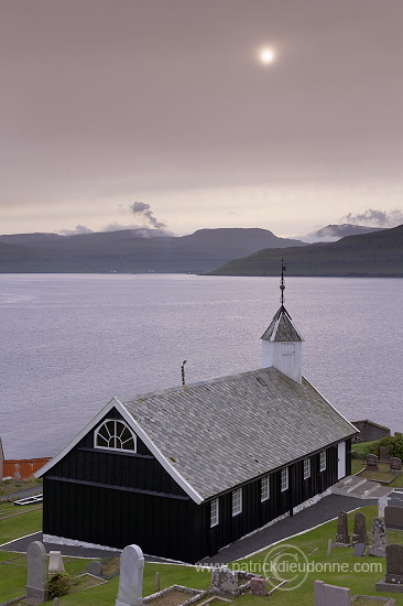 Church, Nes, Faroe islands - Eglise a Nes, iles Feroe - FER709