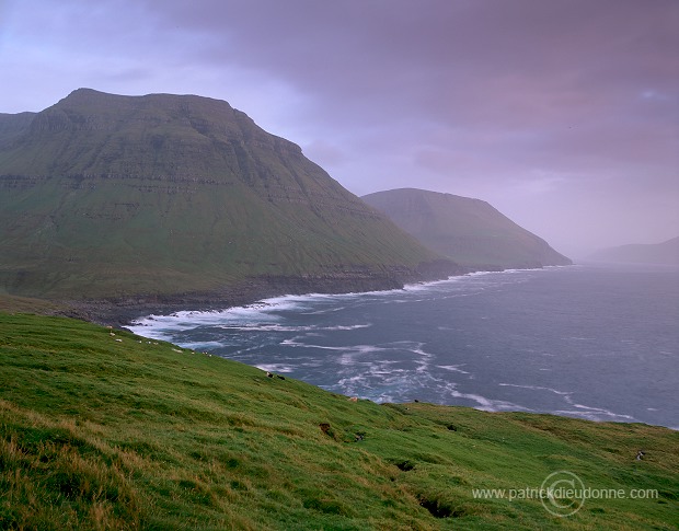 Nordradalur, Streymoy, Faroe islands - Nordradalur, iles Feroe - FER947