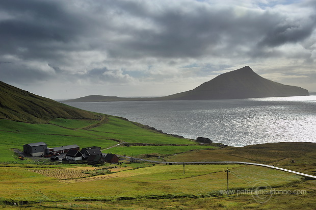 Koltur from Streymoy, Faroe islands - Ile de Koltur, iles Feroe - FER090