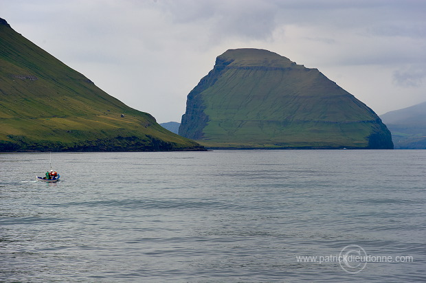 Hestur and Koltur, Faroe islands - Iles Feroe - FER459