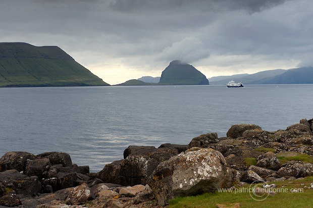 Hestur and Koltur, Faroe islands - Iles Feroe - FER470