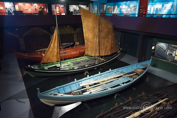 Rowing boats, Historical Museum, Torshavn, Faroes - Bateaux traditionnels, iles Feroe - FER599