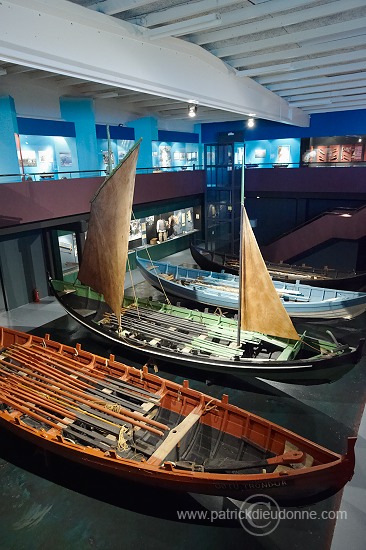 Rowing boats, Historical Museum, Torshavn, Faroes - Bateaux traditionnels, iles Feroe - FER628