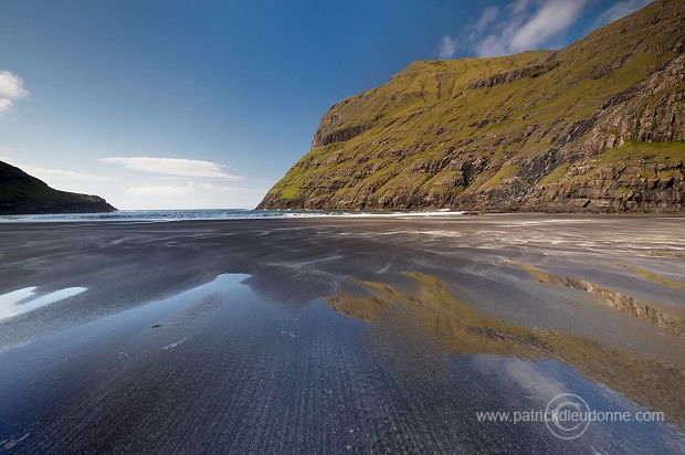 Inlet and beach, Saksun, Faroe islands - Saksun, iles Feroe - FER674