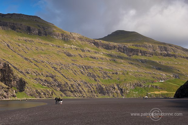 Inlet and beach, Saksun, Faroe islands - Saksun, iles Feroe - FER679