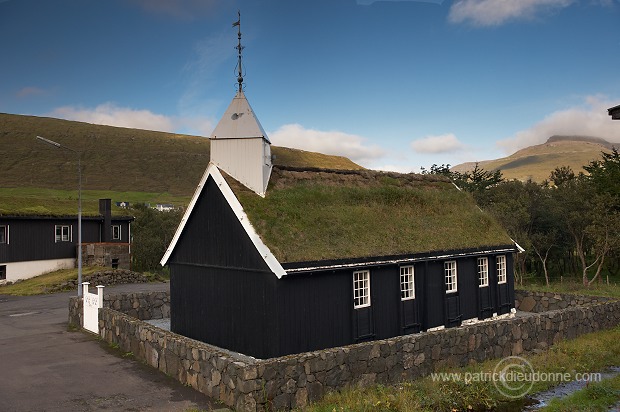 Hvalvik church, Streymoy, Faroe islands - Eglise de Hvalvik, iles Feroe - FER683