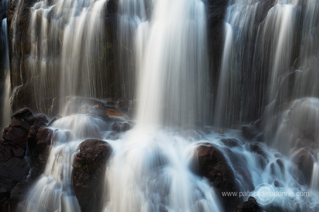Waterfall, Streymoy, Faroe islands - Cascade, iles Feroe - FER774