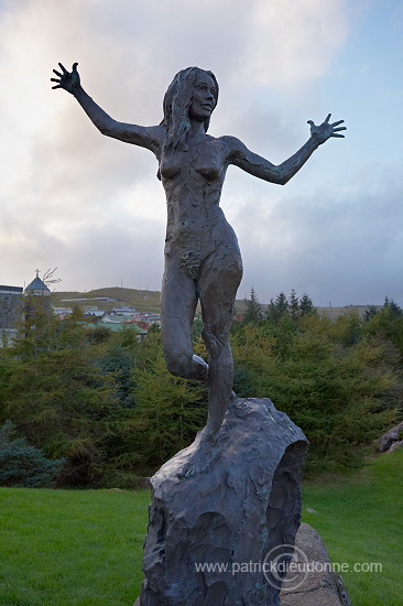 Tarira the elf girl, Faroe islands - Tarira, iles Feroe - FER937