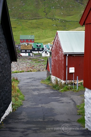 Houses, Elduvik, Eysturoy, Faroe islands - Elduvik, iles Feroe - FER183