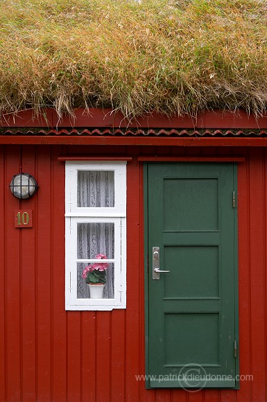 Houses, Elduvik, Eysturoy, Faroe islands - Elduvik, iles Feroe - FER200