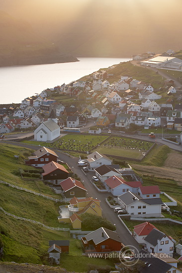 Eidi, Eysturoy, Faroe islands - Eidi, iles Feroe - FER696