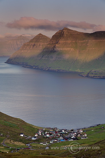 Funningur, Eysturoy, Faroe islands - Funningur, iles Feroe - FER697