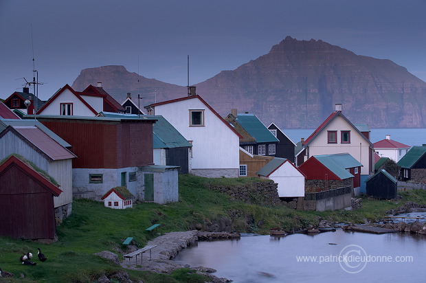 Gjogv, Eysturoy, Faroe islands - Gjogv, iles Feroe - FER700