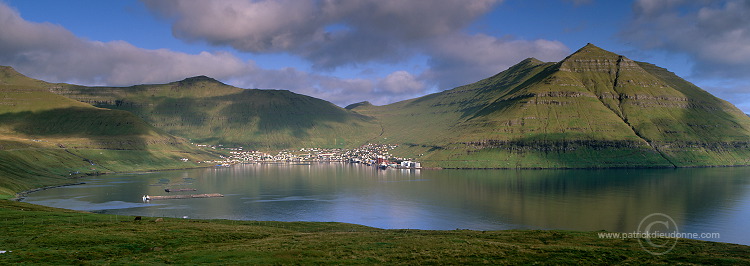 Fuglafjordur, Eysturoy, Faroe islands - Fuglafjordur, Eysturoy, iles Feroe - FER078