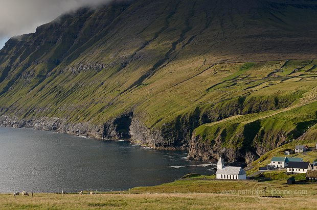 Vidareidi, Vidoy, Faroe islands - Vidareidi, Vidoy, iles Feroe - FER267