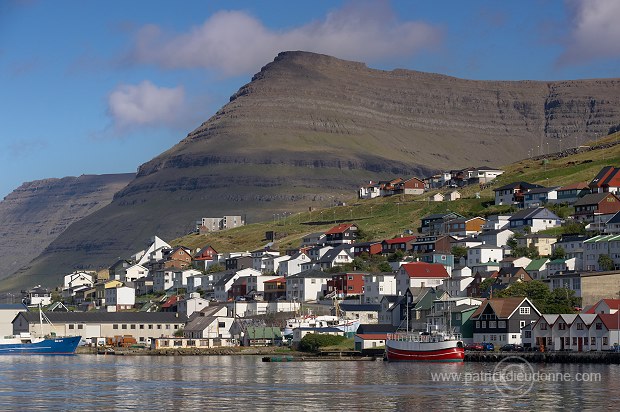 Klaksvik harbour, Nordoyar, Faroe islands - Klaksvik, iles Feroe - FER730