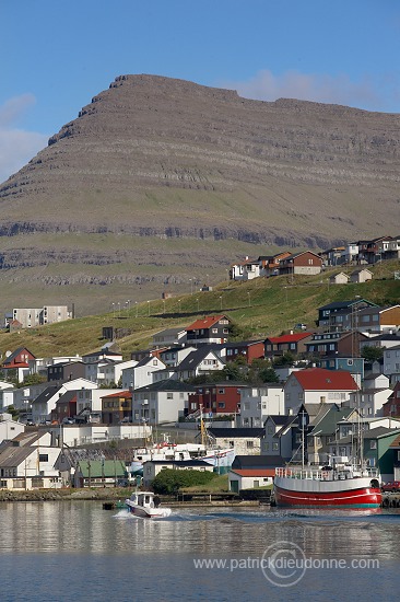 Klaksvik harbour, Nordoyar, Faroe islands - Klaksvik, iles Feroe - FER739