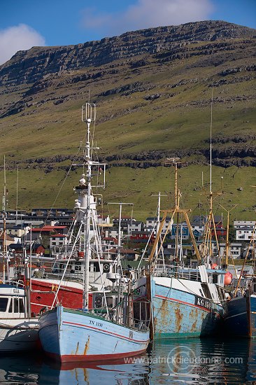 Klaksvik harbour, Nordoyar, Faroe islands - Klaksvik, iles Feroe - FER740