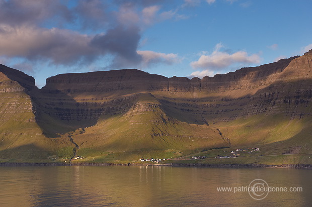 Kunoy, Nordoyar, Faroe islands - Kunoy, iles Feroe - FER752