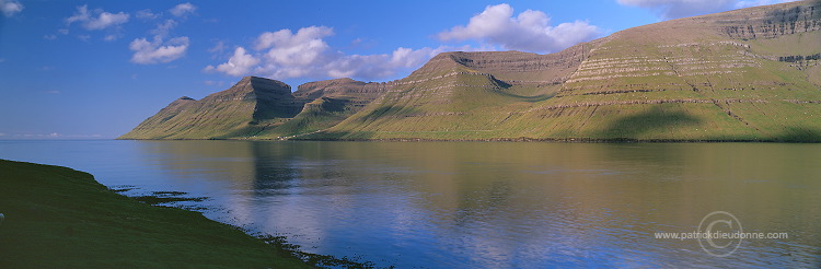 Kunoy, Faroe islands - Kunoy, iles Feroe - FER053
