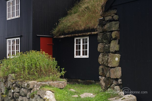Husavik, Sandoy, Faroe islands - Husavik, iles Feroe - FER307