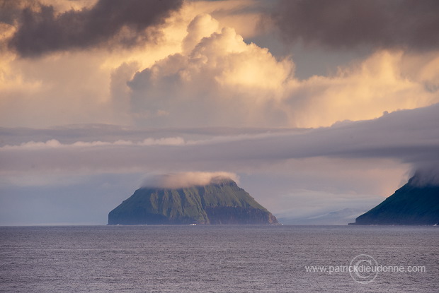 Stora and Litla Dimun, Faroe islands - Stora et Litla Dimun, iles Feroe - FER338