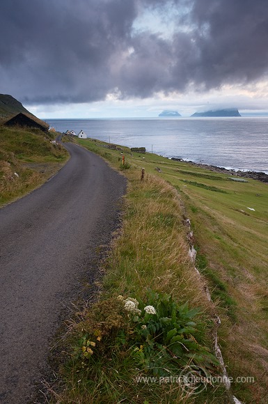 Skarvanes, Sandoy, Faroe islands - Skarvanes, iles Feroe - FER343
