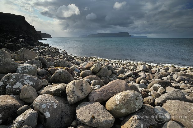 Grotvik Bay, Sandoy, Faroe islands - Baie de Grotvik, iles Feroe - FER379