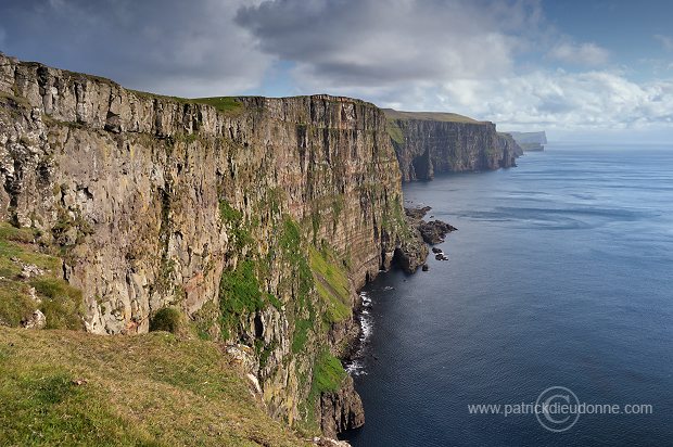 West coast of Sandoy, Faroe islands - Sandoy, iles Feroe - FER401