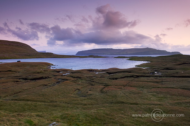 Storavatn, Sandoy, Faroe islands - Storavatn, iles Feroe - FER428