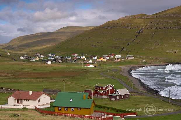 Husavik, Sandoy, Faroe islands - Husavik, Iles Feroe - FER453