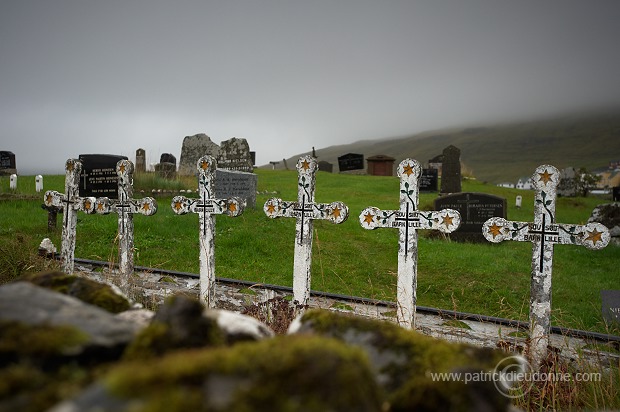 Church, Sandavagur, Faroe islands - Eglise a Sandavagur, iles Feroe - FER667