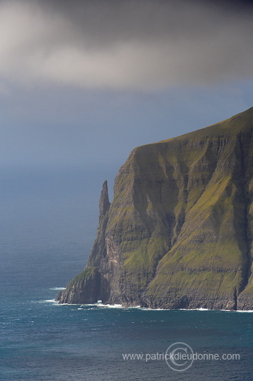 Trollkonufingur, Vagar, Faroe islands - Vagar, iles Feroe - FER809
