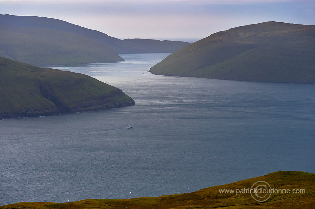 Vestmannasund, Faroe islands - Vestmannasund, iles Feroe - FER820