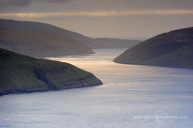 Vestmannasund, Faroe islands - Vestmannasund, iles Feroe - FER822